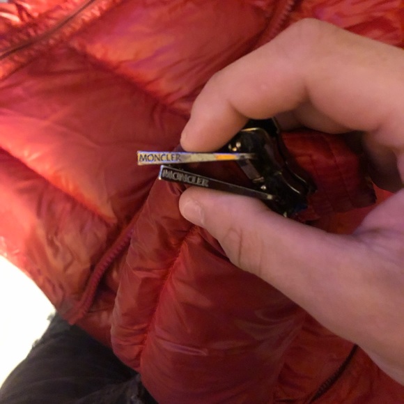 Moncler coat - Picture 9 of 9